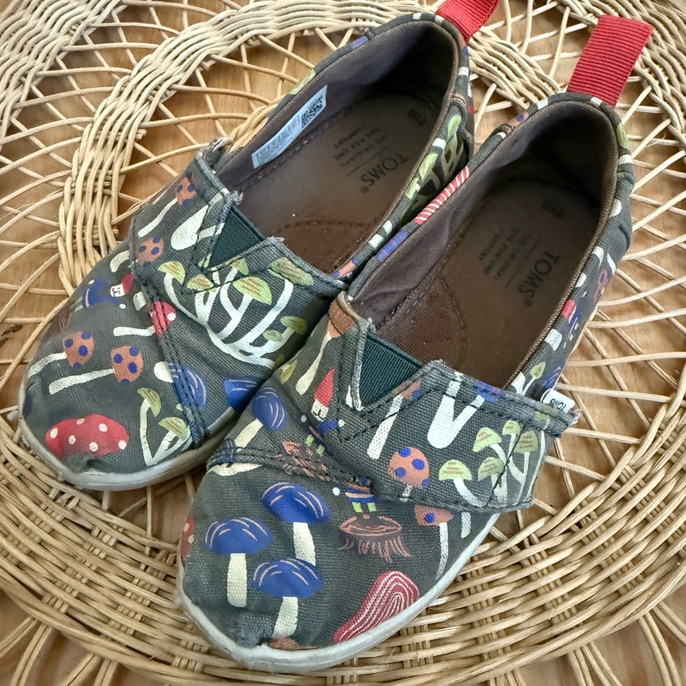 Toms Kids' Forest Mushroom Glow in the Dark Shoes